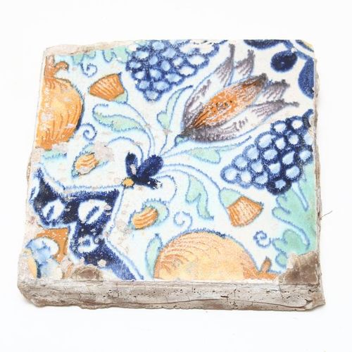 Serie van 8 aardewerk tegels A serie of 8 pottery tiles with pomegranates and tu&hellip;