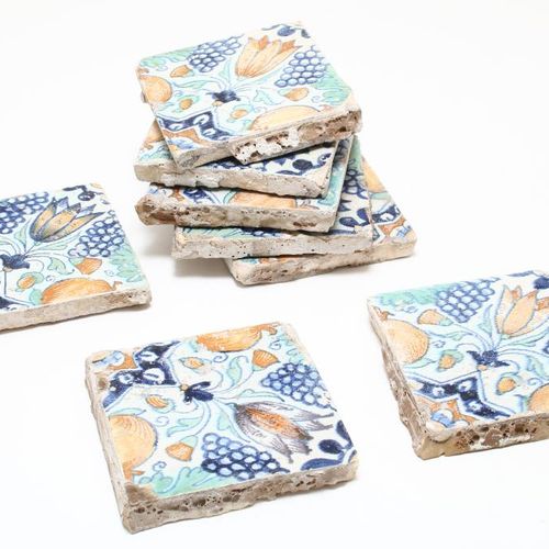 Serie van 8 aardewerk tegels Eine Serie von 8 Keramikfliesen mit Granatapfel- un&hellip;