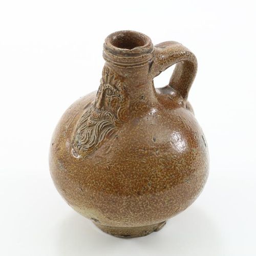 Steengoed baardmankruikje Pichet Bellarmine en poterie vernie au sel, Allemagne,&hellip;