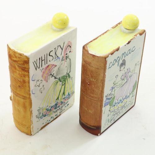 Stel porseleinen schenkkannen Pair of 2 porcelain decanters as book, for Whiskey&hellip;
