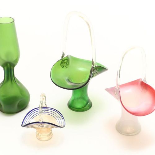 Maria Kirschner Groene vaas 3 mandjes Vaso in vetro iridescente pizzicato verde,&hellip;