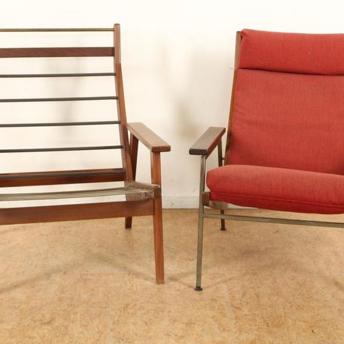 2 Gelderand Lotus Lounge chairs 一对2个 "莲花 "休闲椅，2个版本，都是红木的，设计师：Rob Parry，用于。Gelder&hellip;