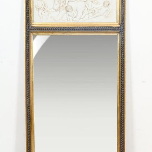 Geslepen spiegel met gegoten putti Mirror in goldpainted frame and plastic lion &hellip;