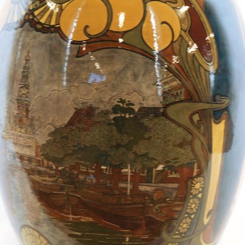 Plateel Rozenburg dekselvaas, Alkmaar Monumental Alkmaarse Waaghuis vase, painte&hellip;