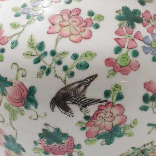 Porseleinen vaas met vogeldecor, China Jarrón de porcelana decorado con flores y&hellip;