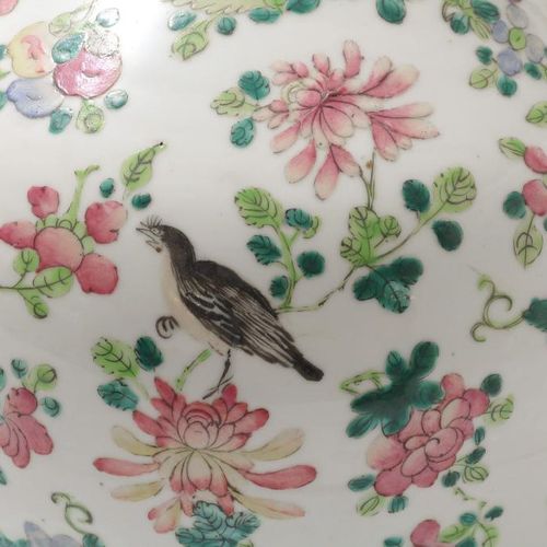 Porseleinen vaas met vogeldecor, China Vase en porcelaine décoré de fleurs et d'&hellip;