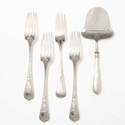 Lot zilveren bestekken Lote de cubiertos de plata incluyendo 4 tenedores (3 de R&hellip;