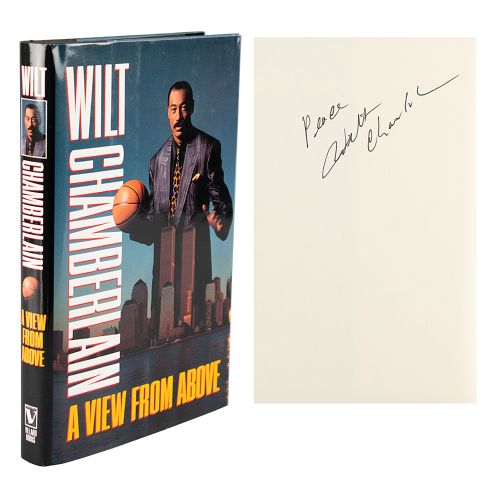Wilt Chamberlain Signed Book Signed book: A View from Above. First edition, revi&hellip;