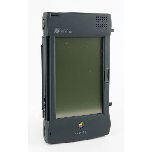 Apple Newton MessagePad 2100 一台由苹果电脑公司生产的Newton MessagePad 2100，内置8MB内存（4MB DRAM&hellip;