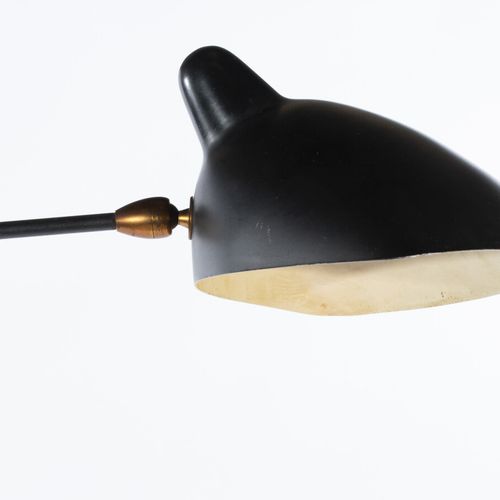 Serge MOUILLE (1922 1988) 
Lampe de parquet dite « simple » à une lumière en mét&hellip;