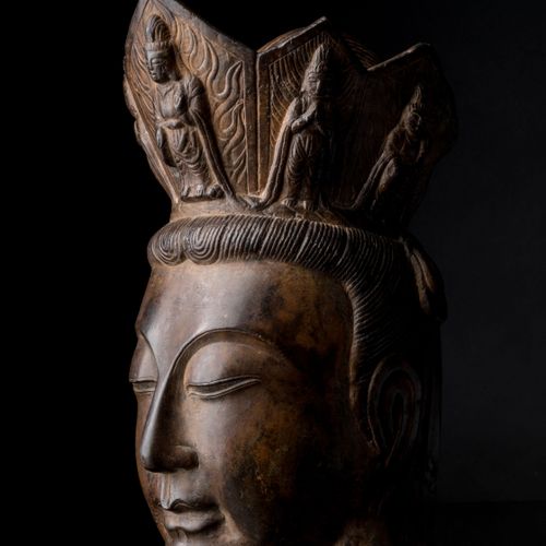 CHINA - MING Dynasty (1368-1644) 
Large beige limestone Buddha head, half-closed&hellip;