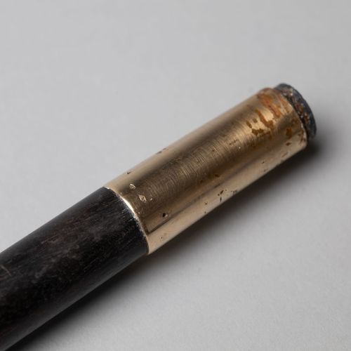 Null BOUCHERON.
A ceremonial cane with ebony shaft, the milord pommel in 18k (75&hellip;