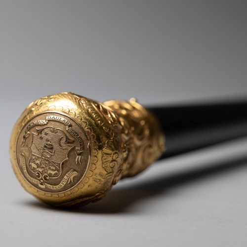 Null BOUCHERON.
A ceremonial cane with ebony shaft, the milord pommel in 18k (75&hellip;
