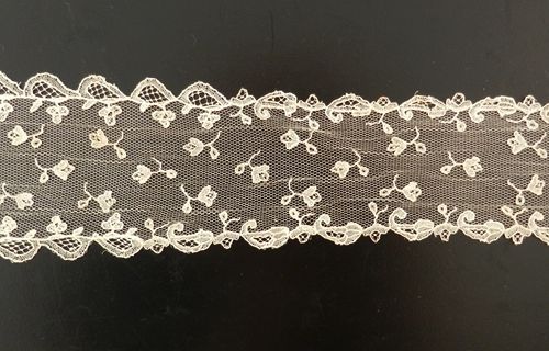Corbata de encaje antiguo de Alençon (Francia) c. 1800 Cravate ancienne en dente&hellip;