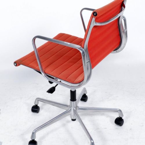 Null Vitra, orange gepolsterter Design-Schreibtischstuhl