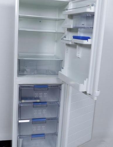 Null Combinaison réfrigérateur-congélateur Bosch