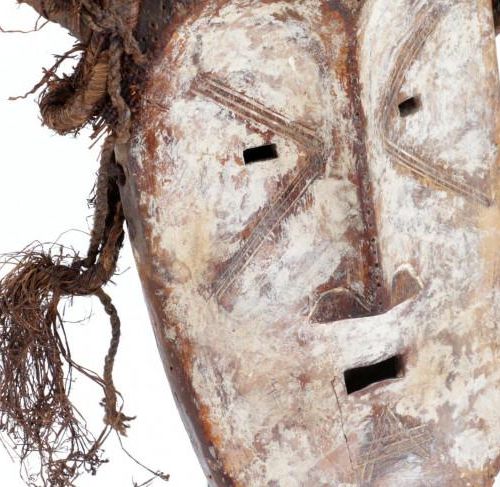 Null African wooden mask with raffia, Fang, Gabon, h.93 cm