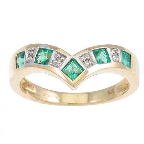 Null A EMERALD AND DIAMOND HALF ETERNITY RING, wishbone shaped, mounted in 9ct y&hellip;