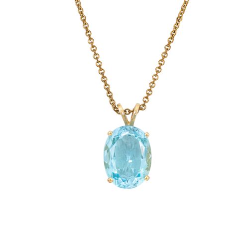 Null A LARGE BLUE TOPAZ PENDANT, mounted in 14ct gold on a 9ct gold chain. Estim&hellip;
