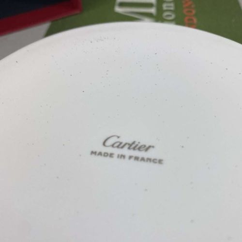 Cartier Entrelacés De Cartier Limoges Porcelain Jewellery Joyero de porcelana Ca&hellip;