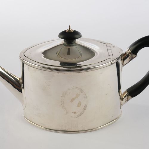 Null Teapot, silver 925, London, 1791, William Plummer, ogival tapering form, tw&hellip;