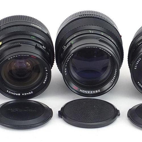 Null Trois objectifs d'appareil photo Zenza Bronica et des pièces comprenant 150&hellip;