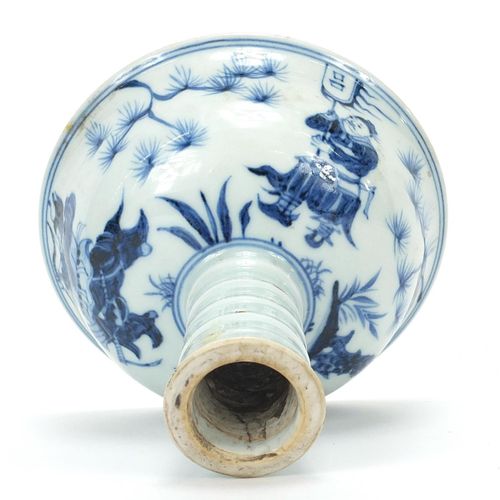 Null Chinesische blau-weiße Porzellanschale, handbemalt mit Kriegern, 11 cm hoch&hellip;