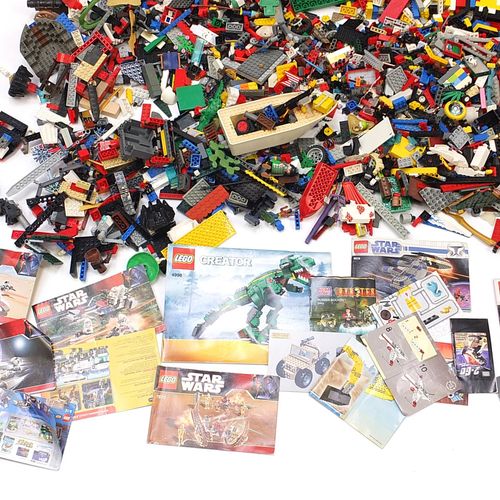 Null Large collection of vintage and later Lego, some boxes, total weight with b&hellip;