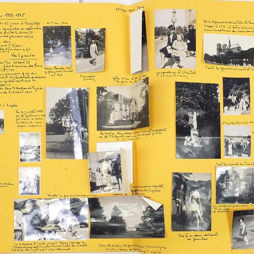 Null Sammlung überwiegend französischer Schwarz-Weiß-Fotografien in Alben mit Be&hellip;