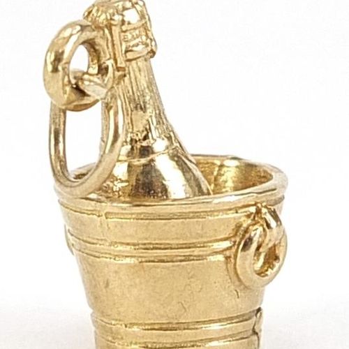 Null 9ct Gold Champagner und Eiskübel Charme, 1,4cm hoch, 2,2g - Für Live-Gebote&hellip;