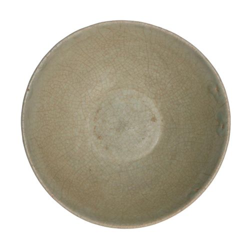 Null Longquan Seladon Lotos Schale, unmarkiert, China Ming.

HxT: 7 x 16,5 cm.