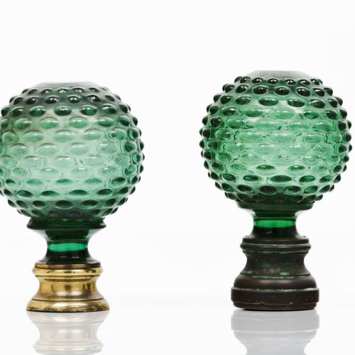 Null A pair of staircase finials
Green cut glass

Metal fittings

Possibly Bacca&hellip;