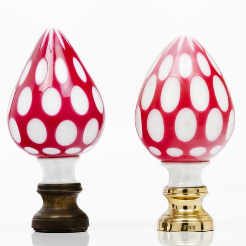 Null A pair of staircase finials
Red and milk glass

Metal fittings

Possibly Ba&hellip;