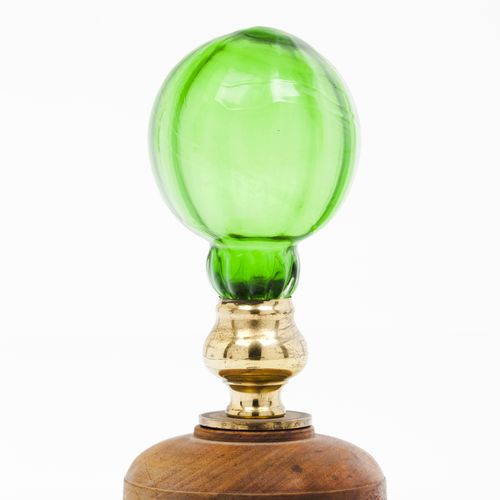 Null A staircase finial
Green cut glass

Yellow metal fitting

Possibly Baccarat&hellip;