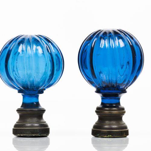 Null A set of two staircase finials


Blue cut glass

Metal fittings

Possibly B&hellip;