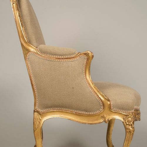 Jean Baptiste II Tilliard Louis XV

Paire de bergères d'époque Louis XV.

Son do&hellip;