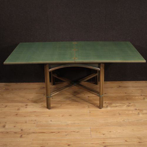 Null Table de design italien des années 80. Meuble en bois exotique et bois tres&hellip;