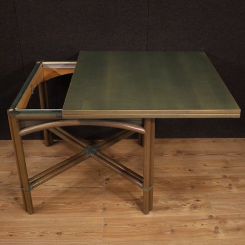 Null Table de design italien des années 80. Meuble en bois exotique et bois tres&hellip;