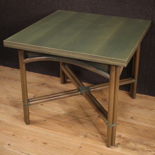 Null Table de design italien des années 80. Meuble en bois exotique et bois tres&hellip;