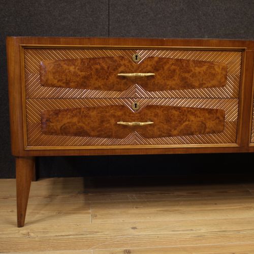 Null Commode basse de design italien des années 60/70. Belle commode en bois de &hellip;