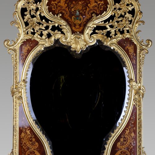 Null Important Miroir d'apparat

Italie
Circa 1880

Bois et Stuc doré

Haut. : 2&hellip;