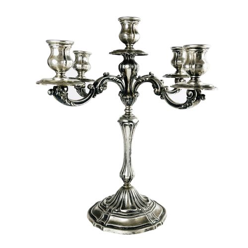 Par de candelabros italianos en plata Par de candelabros italianos, cinco luces,&hellip;