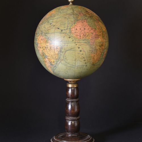 Null Globe Terrestre, dressé par Forest, géographes

Girard et Barrère, éditeurs&hellip;