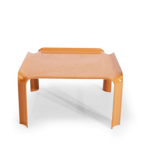 Pierre PAULIN (1927 2009) Table basse modèle "877" ABS orange Édition Artifort V&hellip;