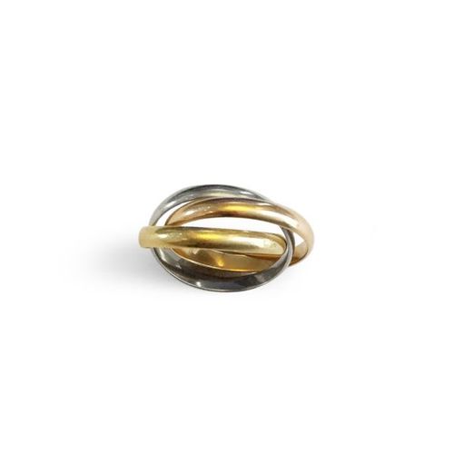 Null Bague en 3 tons d'or 18K (750) formée de 3 anneaux entremêlés. TDD: 54 Poid&hellip;