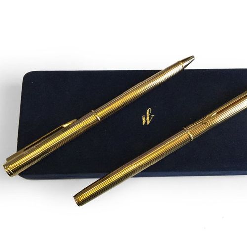 Null Waterman. Un porte-plume et un stylo à bille en plaqué or (la plume en or 1&hellip;
