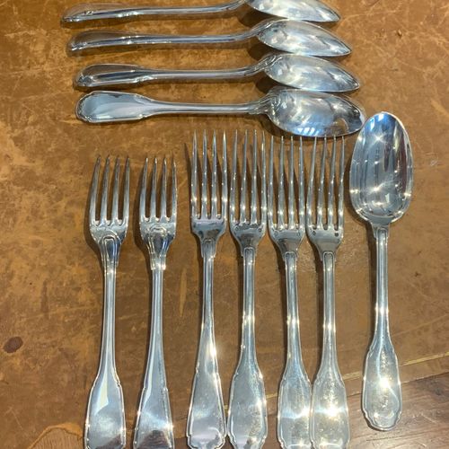 Set of 6 forks and 5 spoons in silver 950 °°° P : 914 g.