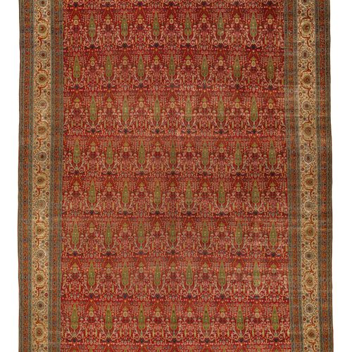 Null TABRIZ antique.

Champ rouge avec un motif de cèdres et de vignes florales &hellip;