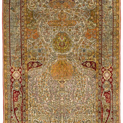 Null HEREKE SILK PRAYER.

White mihrab, finely patterned with two trees of life &hellip;
