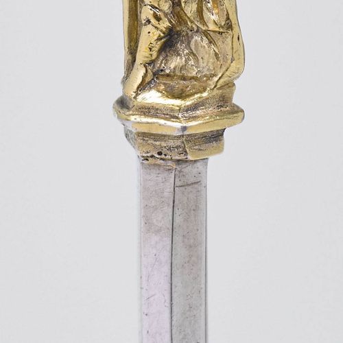 Null APOSTELLOUS MUFF
苏黎世，约1660-80。大师标记Alexander Kilchsberger II。
银，部分镀金。杯状，水滴形的&hellip;